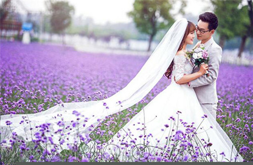 丽江婚纱摄影价格贵吗 丽江婚纱影楼套餐价格介绍
