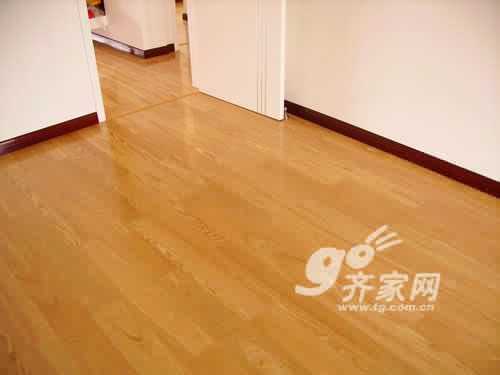 专家提示： 安装实木地板要注意四防