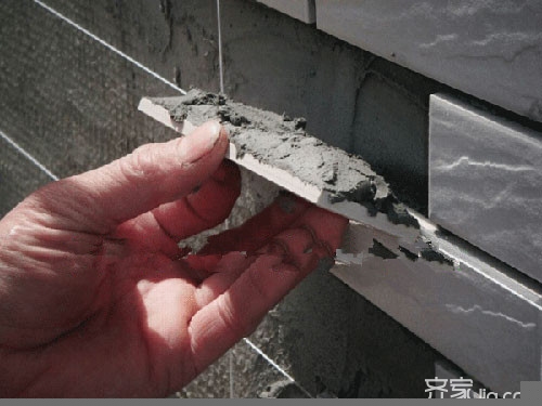 【装修达人】贴瓷砖用什么胶