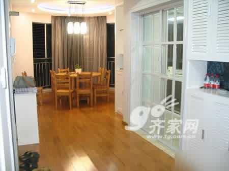 和谐且温馨 祖孙三代12万元装修110平米三居室家 