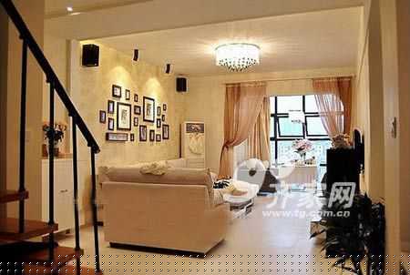 12万装修90平复式婚房秀 超预算装修也值得