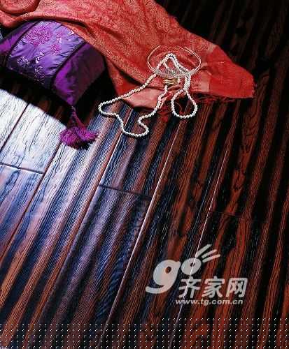 消费者必读：强化复合地板的保养要点