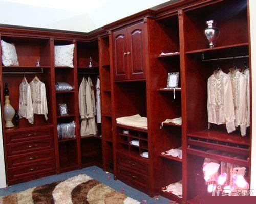 爱家伯爵衣柜   爱家伯爵衣柜加盟条件都有哪些