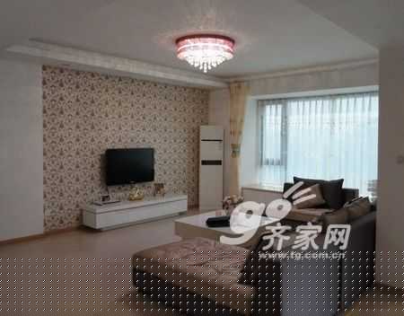 恩爱情侣甜蜜晒家 30W巧装150平浪漫婚房