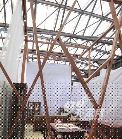 直击上海家具展：嘻哈复古色彩无限 人性科技设计齐发