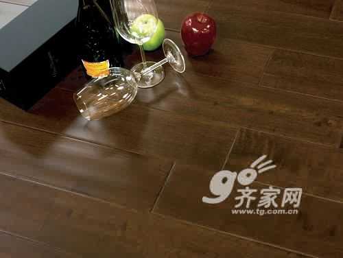 选对不选贵 实木地板未必越贵质量越好