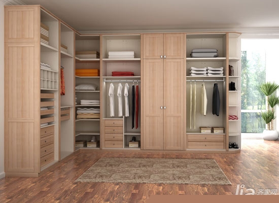 健威家具被投诉定制家具货不对板