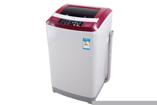 海尔小神童洗衣机多少钱 海尔小神童洗衣机体积小作用大