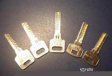 配防盗门钥匙多少钱？防盗门哪个品牌比较的好？